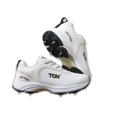 SS PRO 9000 CRICKET SPIKES SHOE